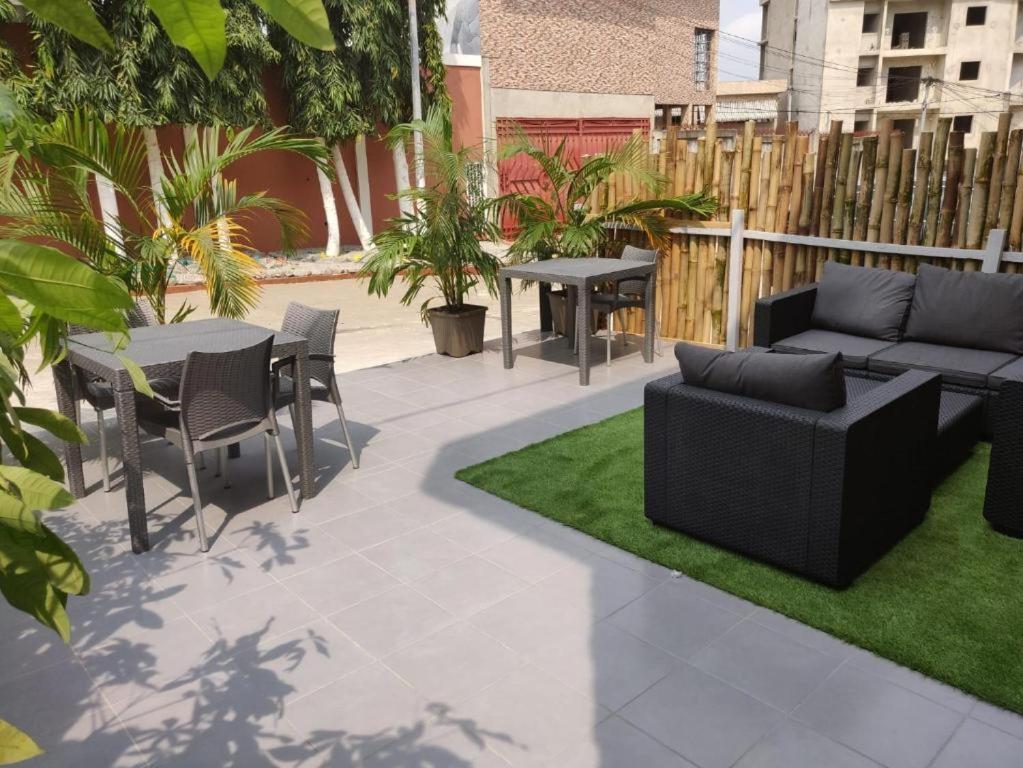 La Maison De Kouadio Abidžan Exteriér fotografie